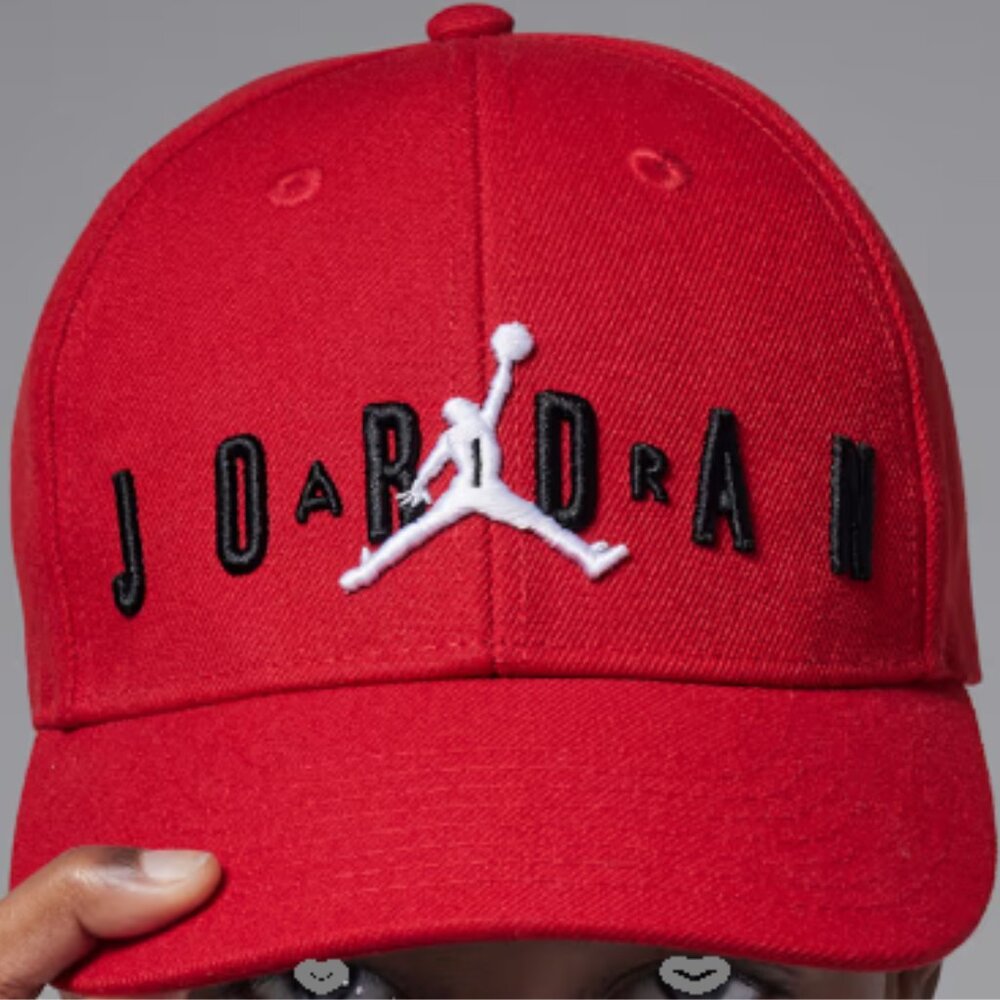 BNWT JORDAN Big Kids' Structured Strapback Cap (8 - 20) gym red